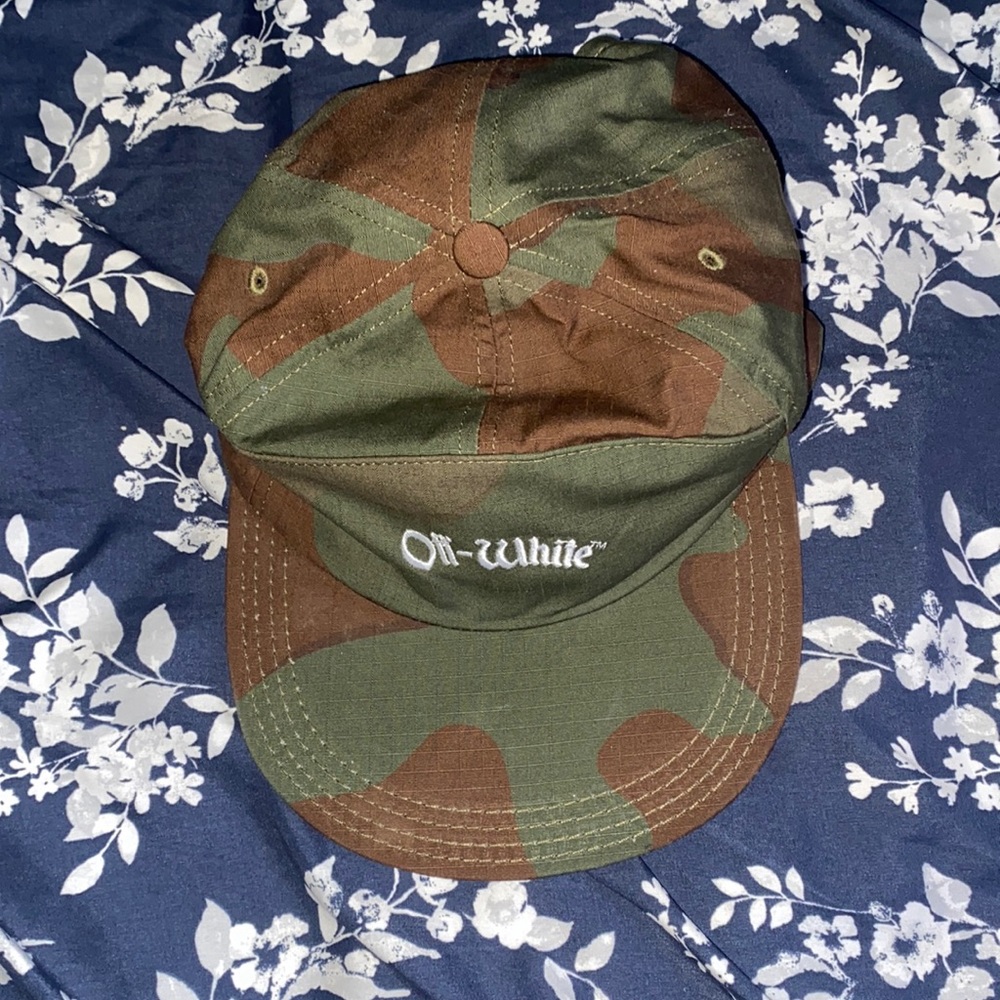 Off white baseball cap